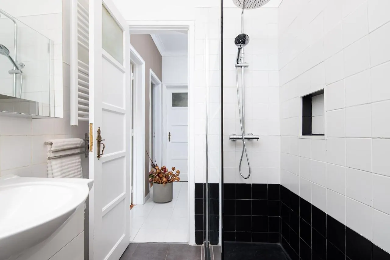 Classy 4Bdr Apartment W/ Balcony By Lovelystay Lisboa 0*,