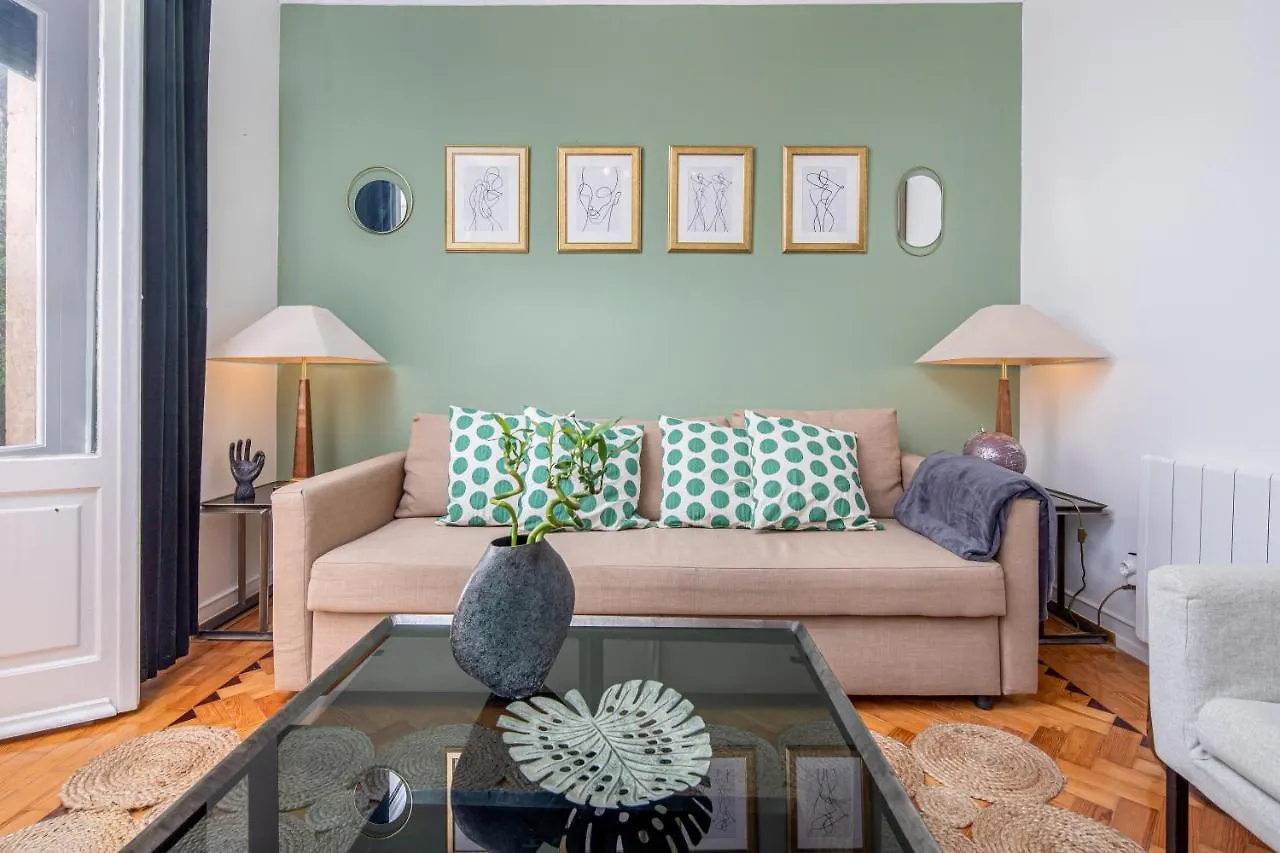 Classy 4Bdr Apartment W/ Balcony By Lovelystay Lisboa